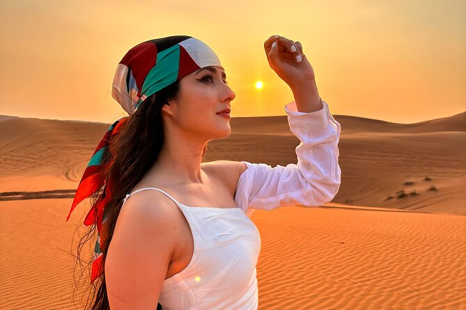 Dubai Desert Safari (ADVANCE) - Sunset photographs on the red dunes