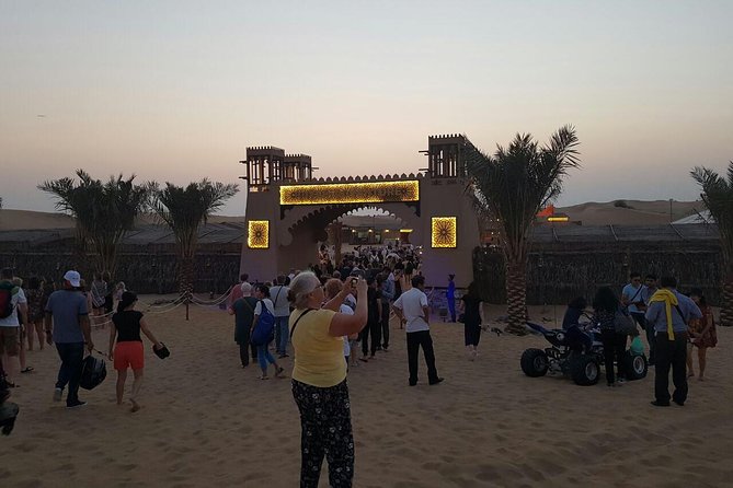 Dubai Desert Safari evening with VIP Treat , BBQ Buffet and Exciting Liveshows - Belly dancing and Tanoura after dark