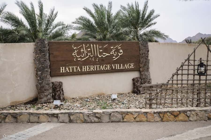 Dubai: Desert Safari or Hatta Tour with Kayaking - The camp combines dinner with live entertainment