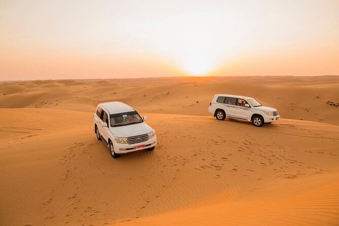 Dubai Desert Safari with BBQ Dinner & Camel Riding - How the tour handles time and crowds