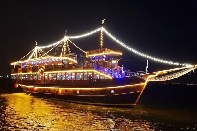 Dubai Dhow Cruise Dinner Al Seef Creek Multicusine - Who will enjoy this dhow dinner cruise?