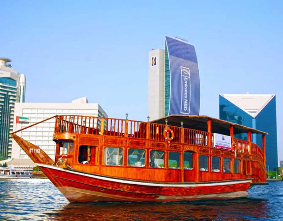 Dubai: Dhow Dinner Cruise on Creek or Marina with Live Shows - Key points to know before boarding