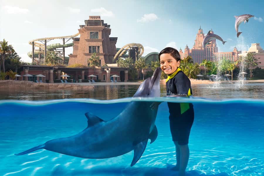 Dubai: Dolphin Encounter & Aquaventure Waterpark Ticket - Finding Dolphin Bay inside Atlantis the Palm