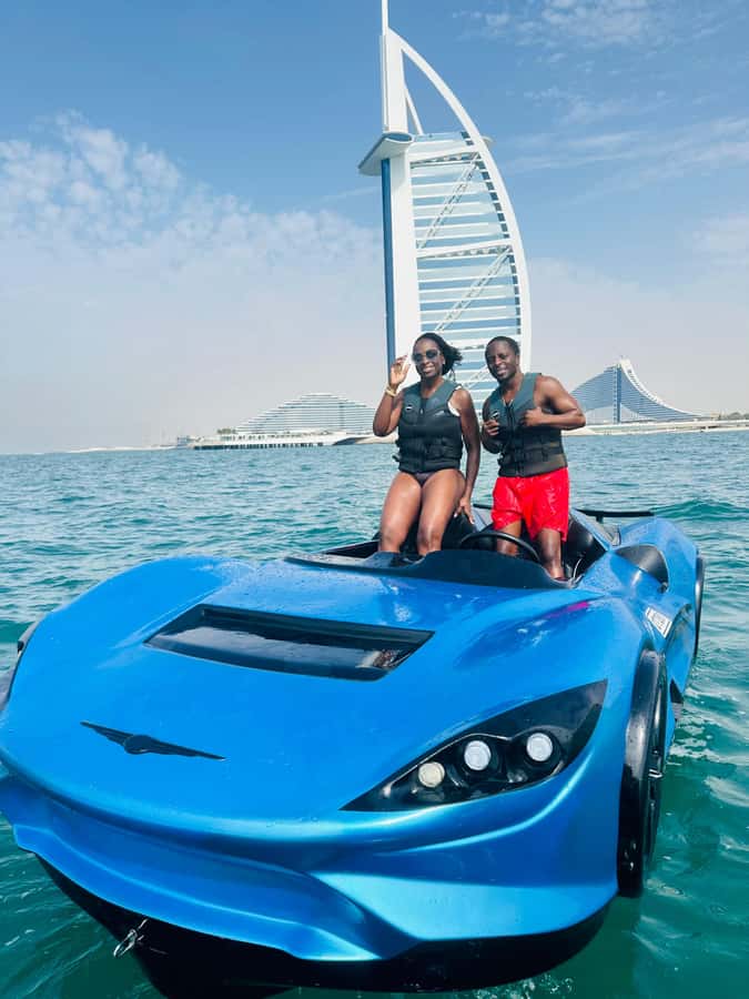 Dubai: Dubai Marina Jetcar Ride - The short safety briefing and first minutes