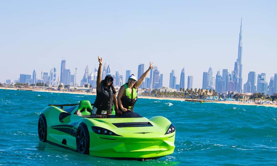 Dubai: Dubai Marina Jetcar Ride - Meeting at Fishing Harbour 2 in Jumeirah