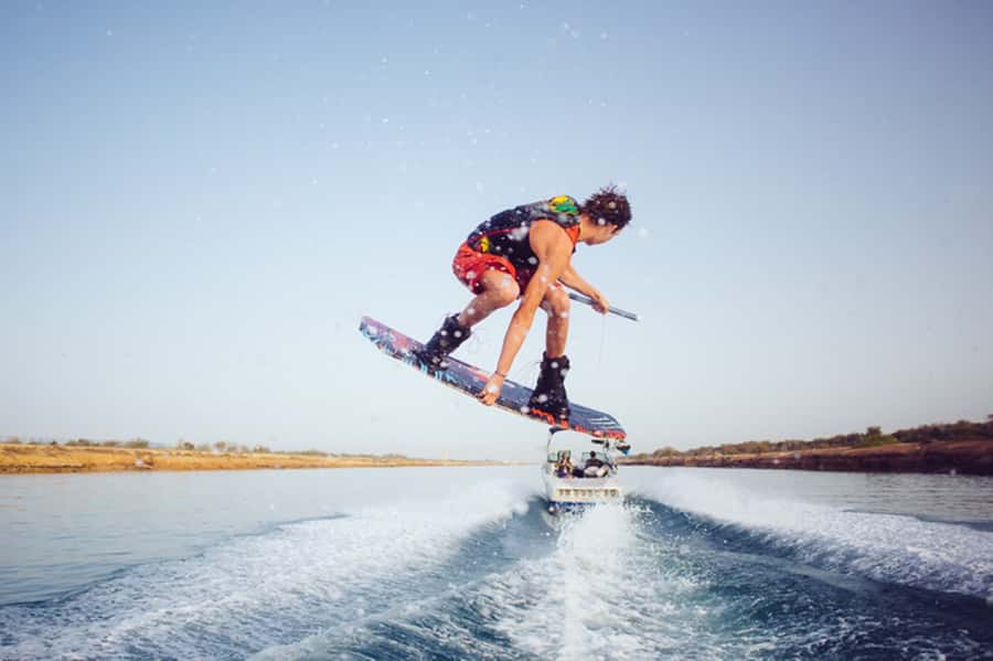 Dubai: Dubai Marina Wakesurfing or Wakeboarding Experience - Getting equipped before the water ride