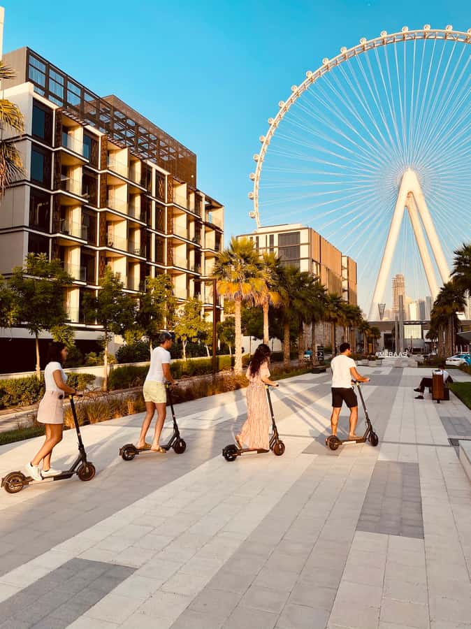 Dubai: E-Scooter Guided Tour of Marina, JBR & Bluewaters - What the guides add to the ride