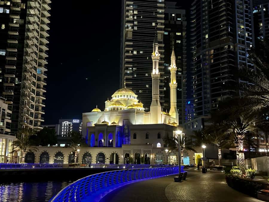 Dubai: E-Scooter Guided Tour of Marina, JBR & Bluewaters - Starting at Dorrabay with a quick scooter lesson