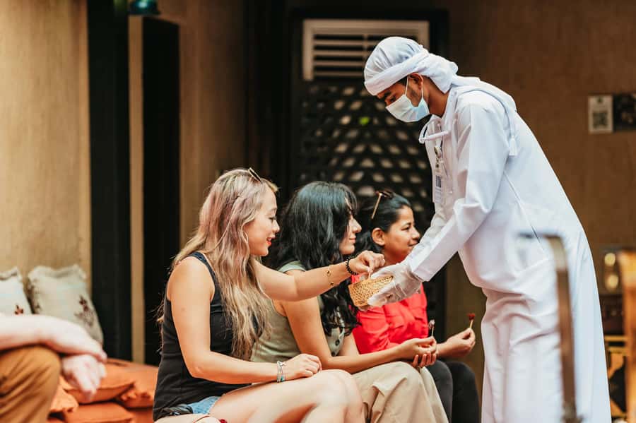 Dubai: Emirati Cultural Breakfast Experience - What the 1.5-hour schedule feels like