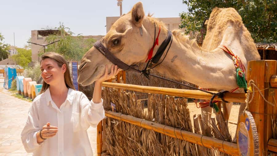 Dubai: Emirati Cultural Experience with Emirati Meal - What the $71 price includes