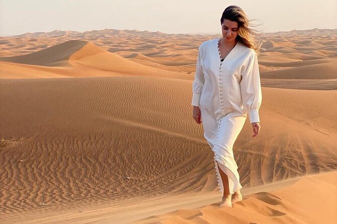 Dubai Evening Desert Safari & BBQ Dinner - Sandboarding and sunset photographs at Lahbab