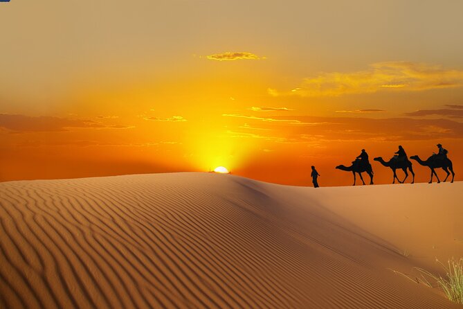 Dubai Evening Desert Safari with BBQ Dinner - Leaving Dubai for the red dunes