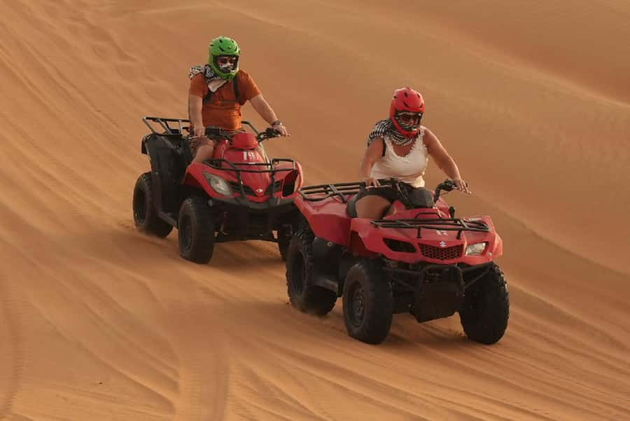 Dubai: Experience 60 Minutes Quad bike & BBQ Dinner - From Dubai Streets to Al Aweer’s Open Sand