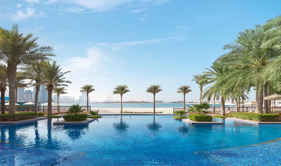 Dubai: Fairmont the Palm Pool and Beach Access - Who should book this beach and pool day?