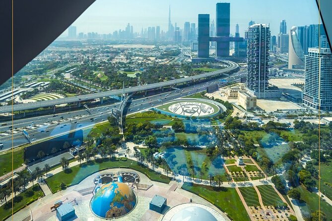 Dubai Frame Ticket - Sky Glass Adds a Nervous Step