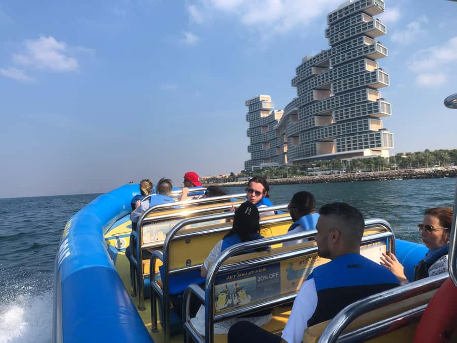 Dubai: Guided Speedboat Tour with City Sights & Ice Cream. - What the first hour feels like on the water
