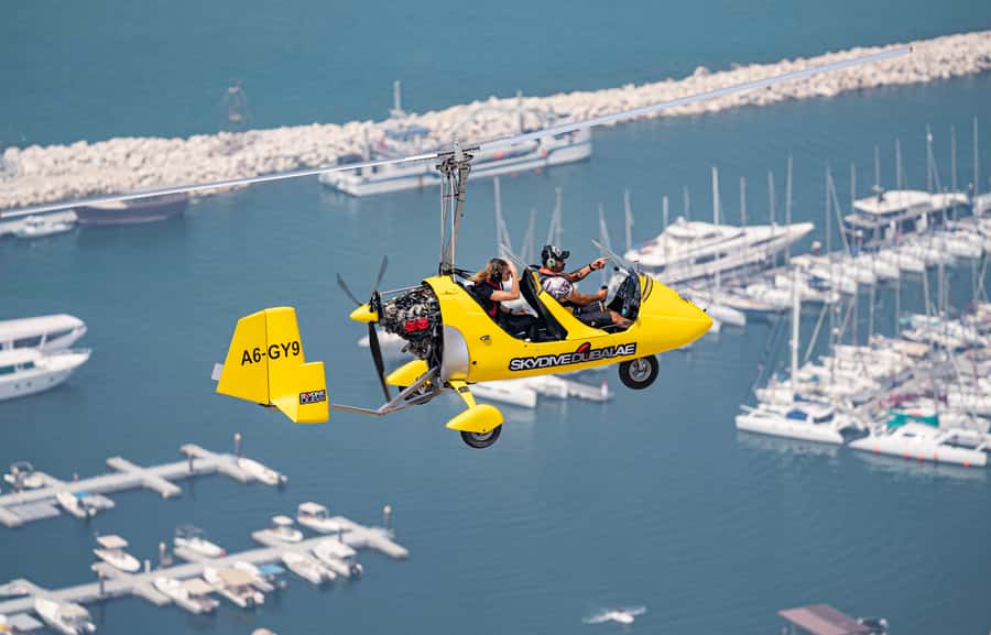 Dubai: Gyrocopter Introductory Flight - Following the Dubai Marina coastline