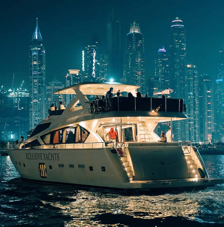 Dubai Harbor: Luxury Yacht Tour with BBQ Options - Key points at a glance