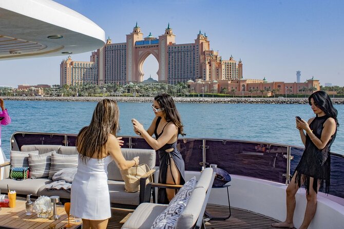 Dubai Harbour Super Yacht Experience with gourmet & Drinks - The DJ changes the cruise from sightseeing to nightlife