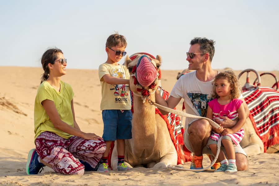 Dubai: Heritage Safari, Camel Ride & Al Marmoom Oasis Dinner - The old G-Class ride through Al Marmoom