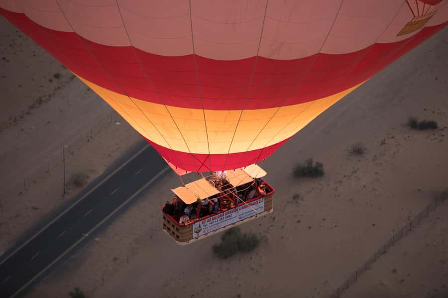 Dubai: Hot Air Balloon Ride with Camel Ride & Falcon Show - Why this Dubai desert morning works so well