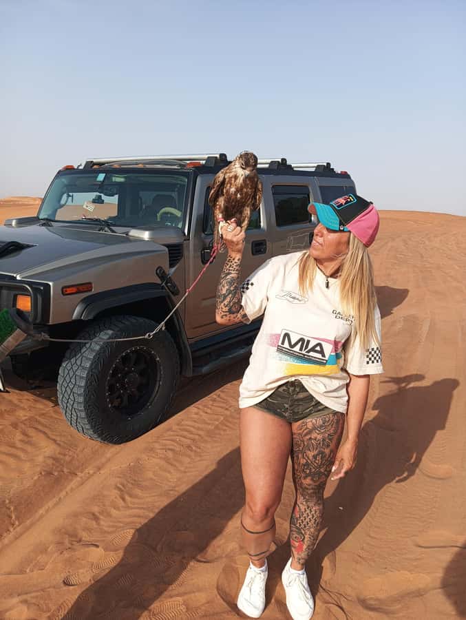 Dubai Hummer Safari Adventure & Traditional Dress Photoshoot - Reaching the Lahbab dunes by Hummer