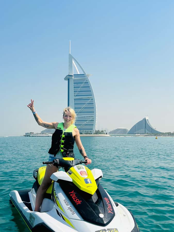 Dubai: Jet ski & Flyboard in Dubai Free Ice Cream - How the one-hour outing is divided