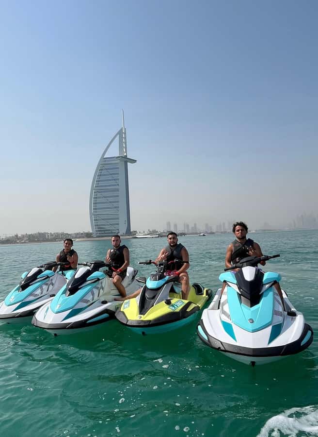 Dubai: Jet Ski Tour To Atlantis Hotel and Burj Al Arab - Learning to handle a 2023 Yamaha jet ski