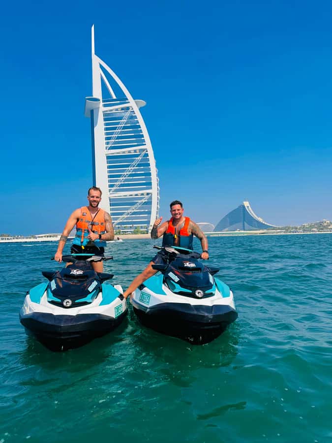 Dubai jet ski: visit the Burj al Arab and Atlantis with photos and videos - What the staff do well for nervous riders