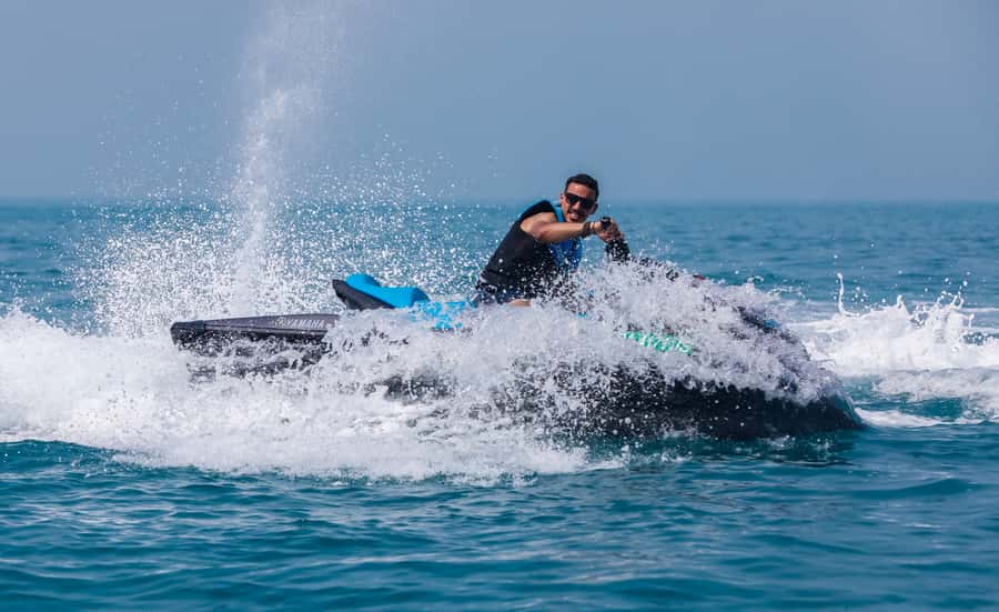 Dubai: Jetski, Burj Khalifa, Burj Al Arab, Juice, & Photos - Weather, fitness, and who should skip it