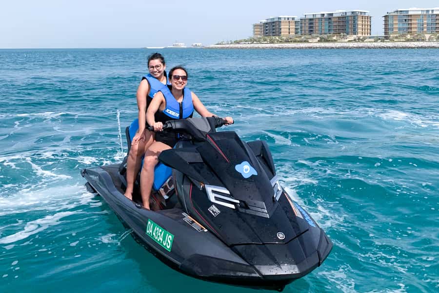 Dubai: Jetski Ride up to 2 People with Photos & Refreshments - The machines are built for speed