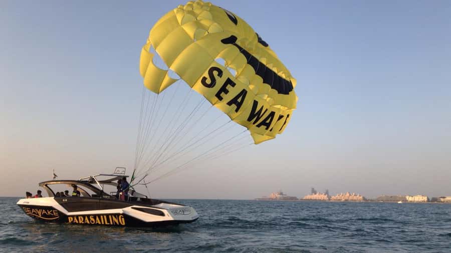 Dubai Jumeirah Parasailing adventure with breathtaking views - What the Jumeirah parasailing trip is really like