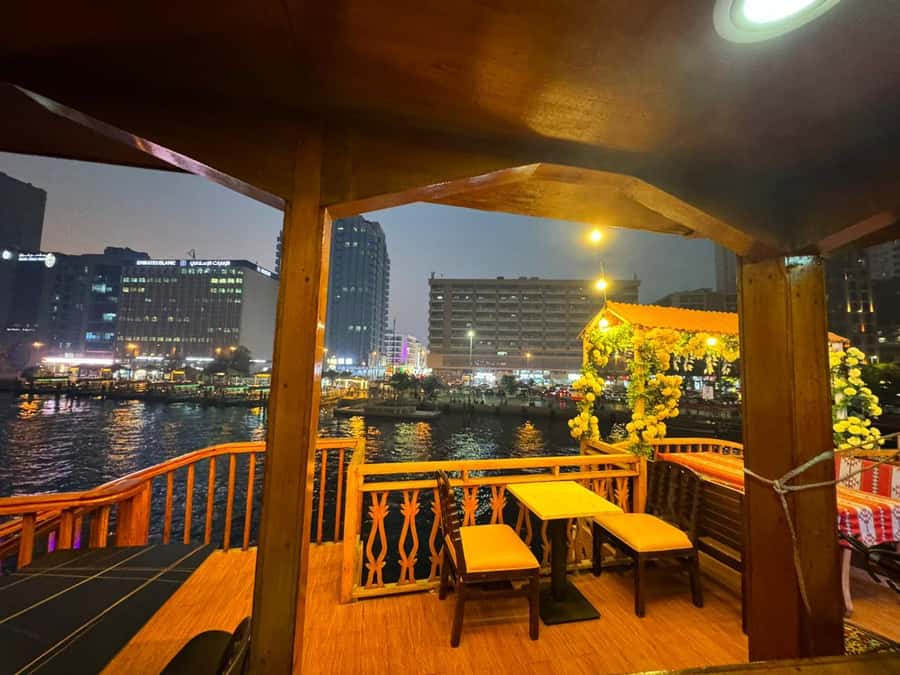 Dubai: Luxury Dinner Cruise with Live Music - Is $44 good value for Dubai?