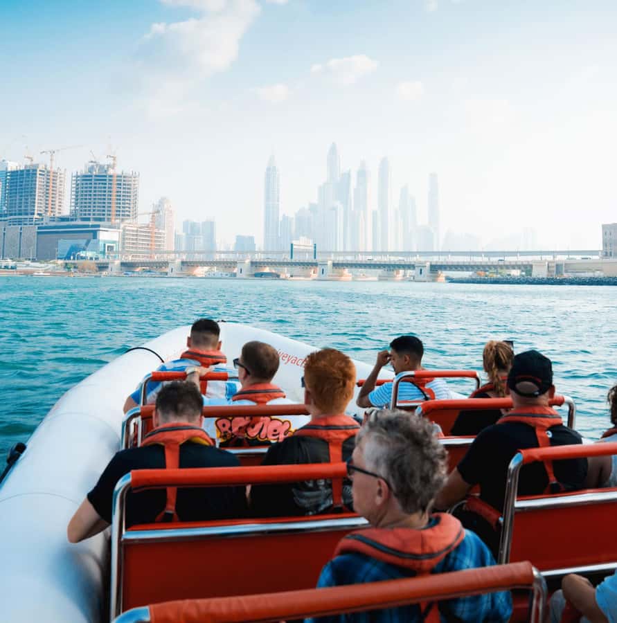 Dubai: Marina, Atlantis, Palm & Burj Al Arab Speedboat Tour - Sun, spray and the comfort question