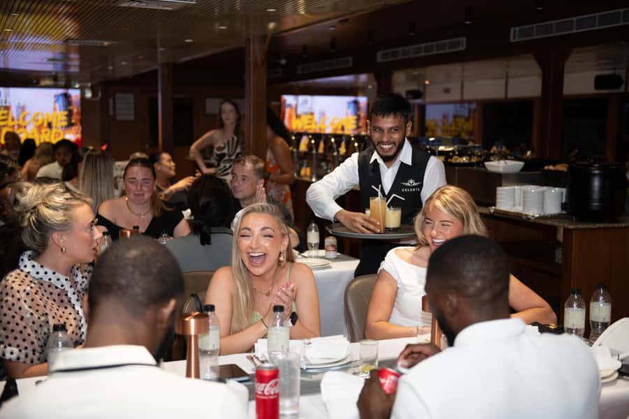 Dubai Marina: Luxury Dinner Cruise, Live Show, Open Bar & DJ - The First Views: Marina Towers and JBR