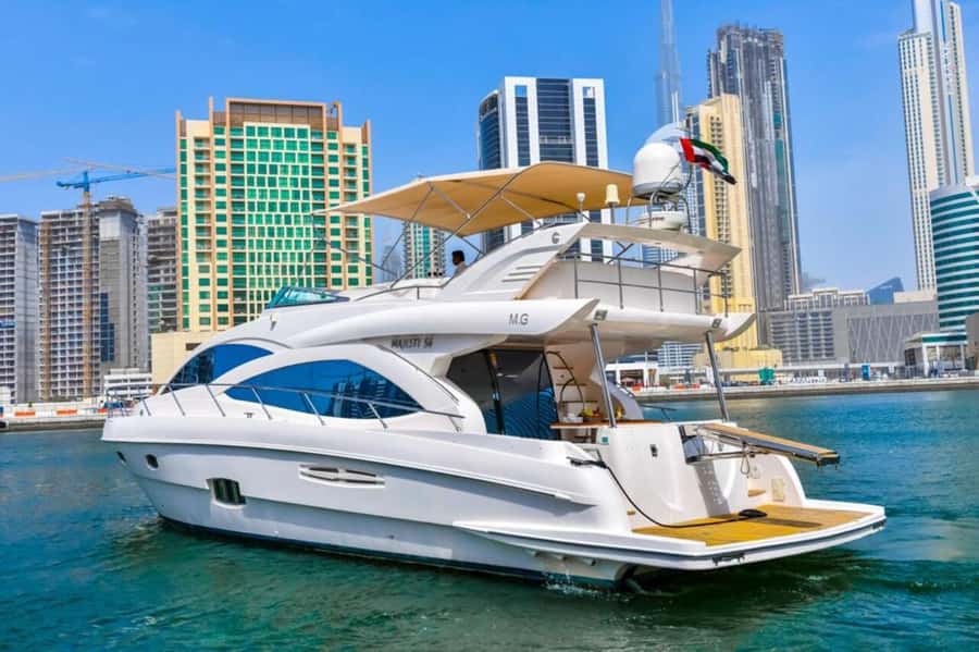 Dubai: Marina Private Luxury Yacht Tour - Key points to know before booking