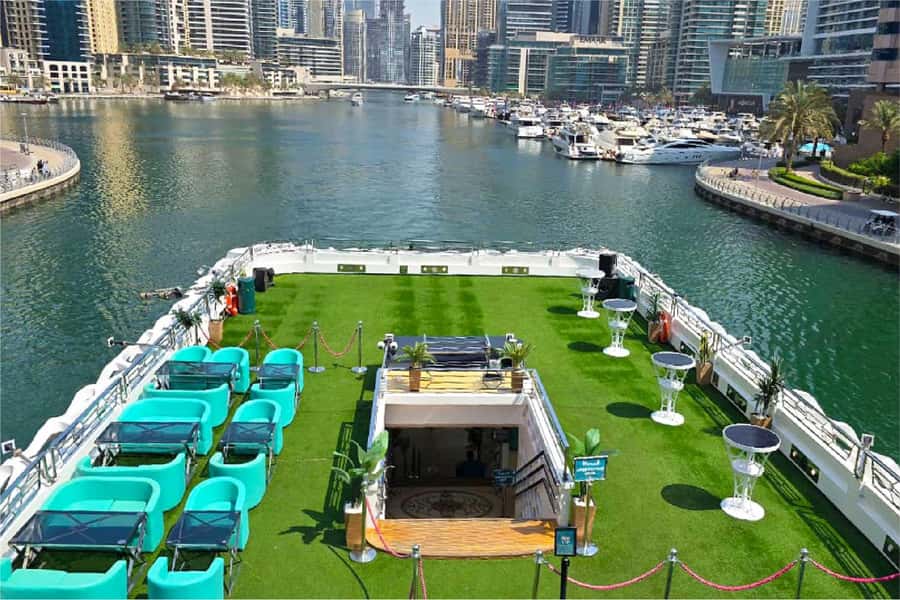 Dubai: Mega Yacht Dinner Cruise with Buffet - What to Know Before You Reserve