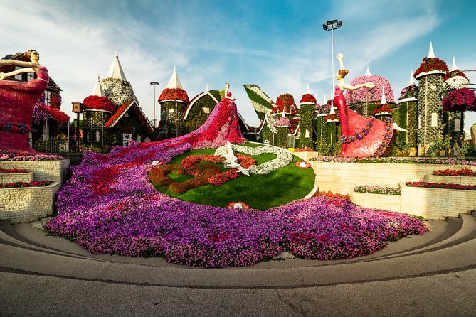 Dubai Miracle Garden Admission Ticket with Hotel Transfer - Heat, comfort, and practical preparation