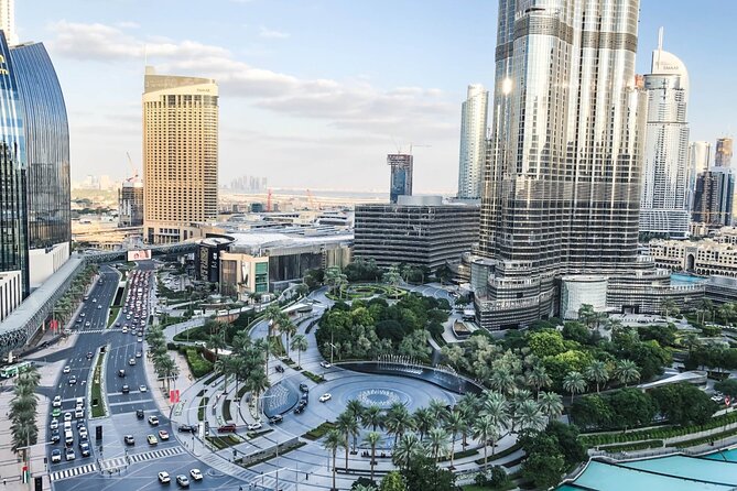 Dubai Modern City Tour with Mono Rail - Souk Madinat Jumeirah and the Palm gateway