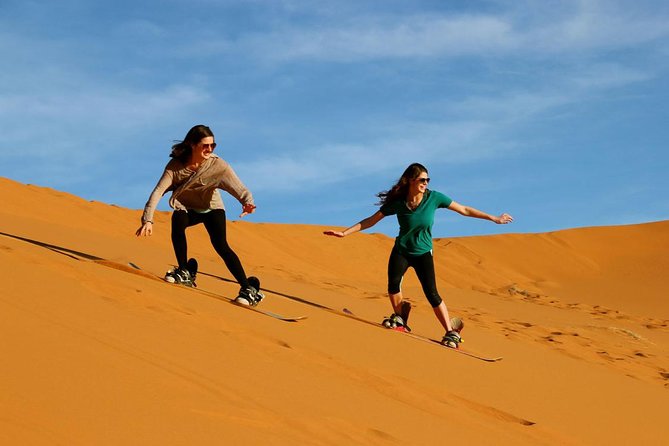 Dubai: Morning Desert Safari - Sandboarding and the Highest Photo Stops