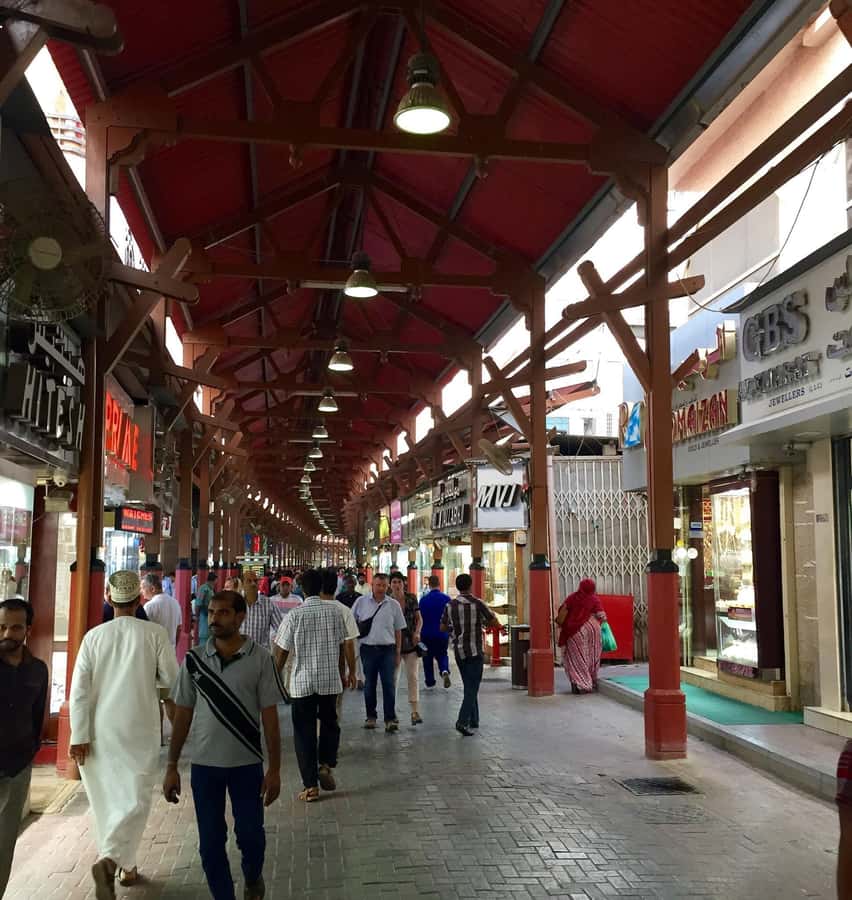Dubai: Old City Walking Tour with Abra Ride - Al Fahidi Fort and the older city story