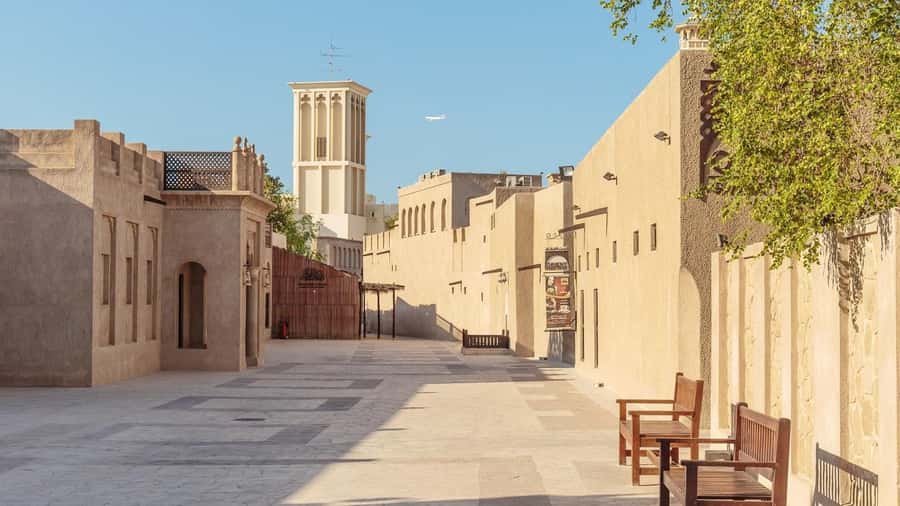 Dubai: Old to New Dubai Private Half-Day Sightseeing Tour - What the guide and driver add