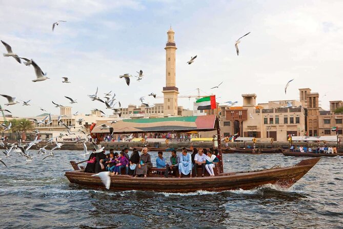 Dubai Old Town, Culture, History, Street food and Souks Tour - Street food, fresh juice, and the Spice Souk