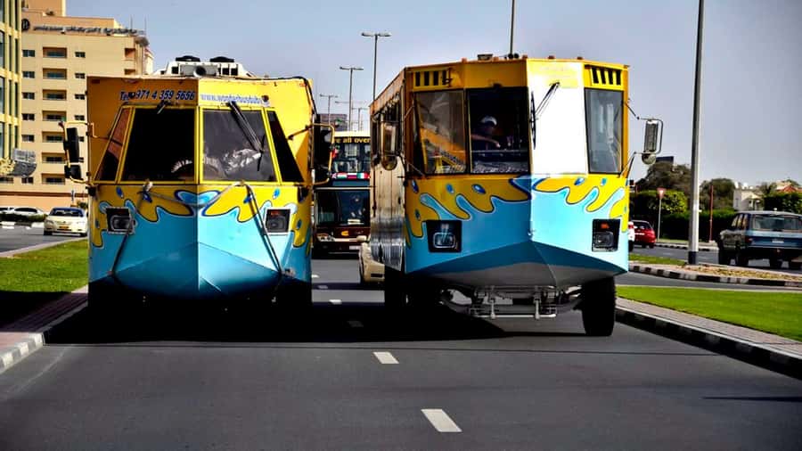 Dubai: Old town tour with Wonder Bus, souks, Creek and Guide - The splash into Dubai Creek