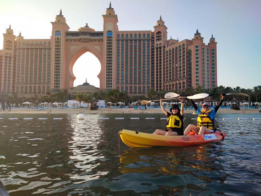 Dubai: Palm Jumeirah Guided Kayaking Tour - Facilities make this easier to plan