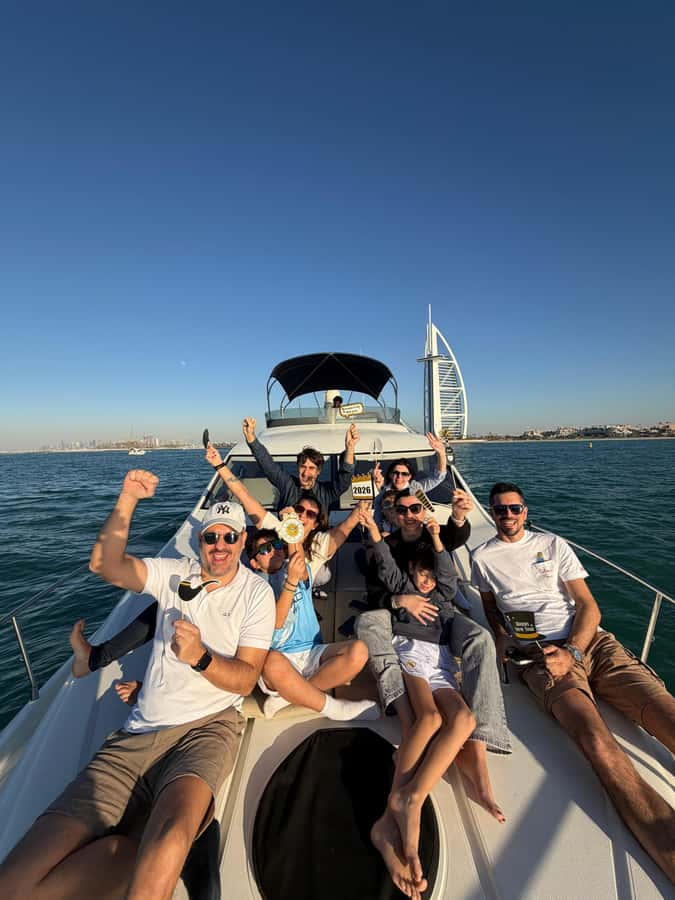 Dubai: Palm Jumeirah luxury private yacht Tour - Leaving Dubai Marina and passing JBR