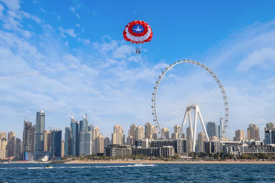 Dubai: Palm View and JBR View Parasailing Experience - Safety, equipment, and the crew’s approach