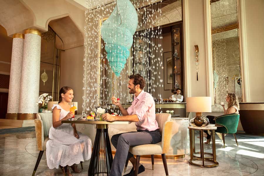 Dubai: Plato's Afternoon Tea in Atlantis the Palm - The arrival drink and tea selection