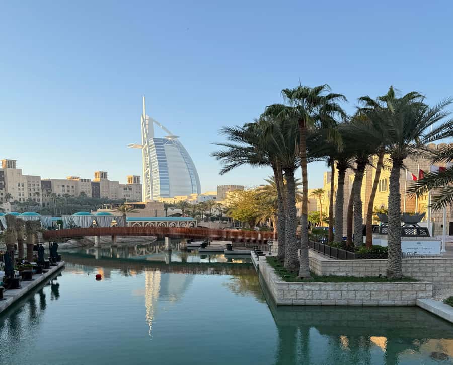 Dubai: Premium Half-Day Dubai Highlights Tour small group - Downtown Dubai, Dubai Mall, and the Burj Khalifa base