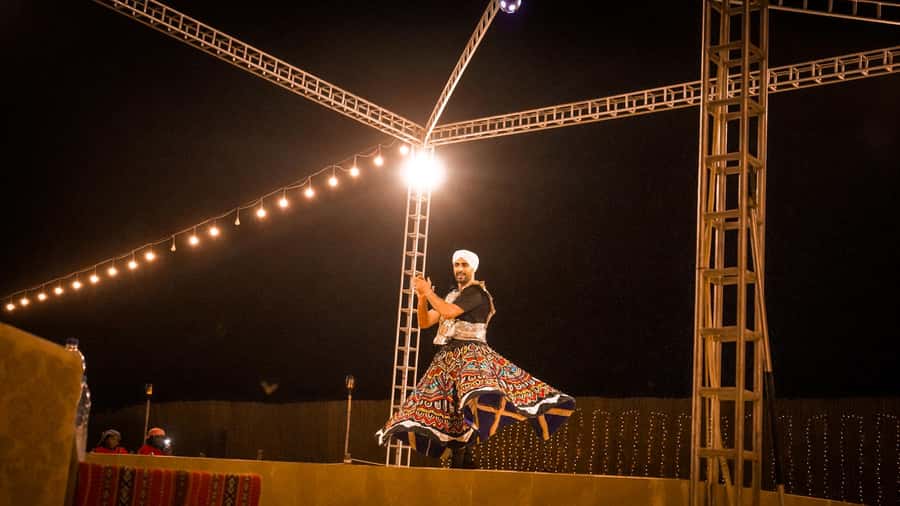 Dubai: Premium Red Dune Safari with Sandboarding & BBQ - Why Lahbab’s red dunes are worth the drive
